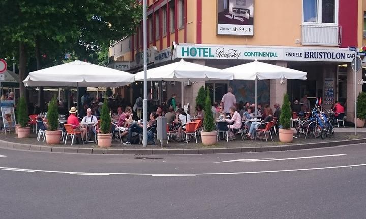 Eiscafé Brustolon am Bahnhofplatz